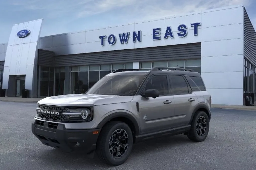 2025 Ford Bronco Sport Outer Banks photo 1