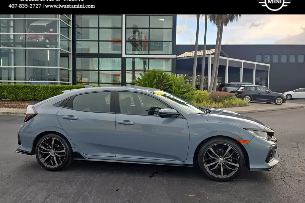 2020 Honda Civic Hatchback Sport photo 1