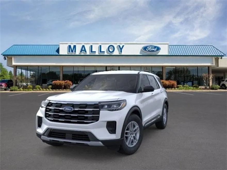 2025 Ford Explorer photo 1