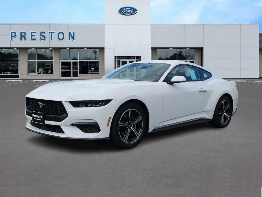 2025 Ford Mustang EcoBoost photo 1