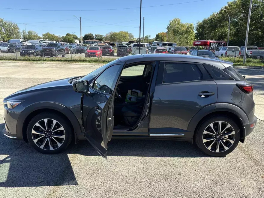2019 Mazda CX-3 Grand Touring photo 1