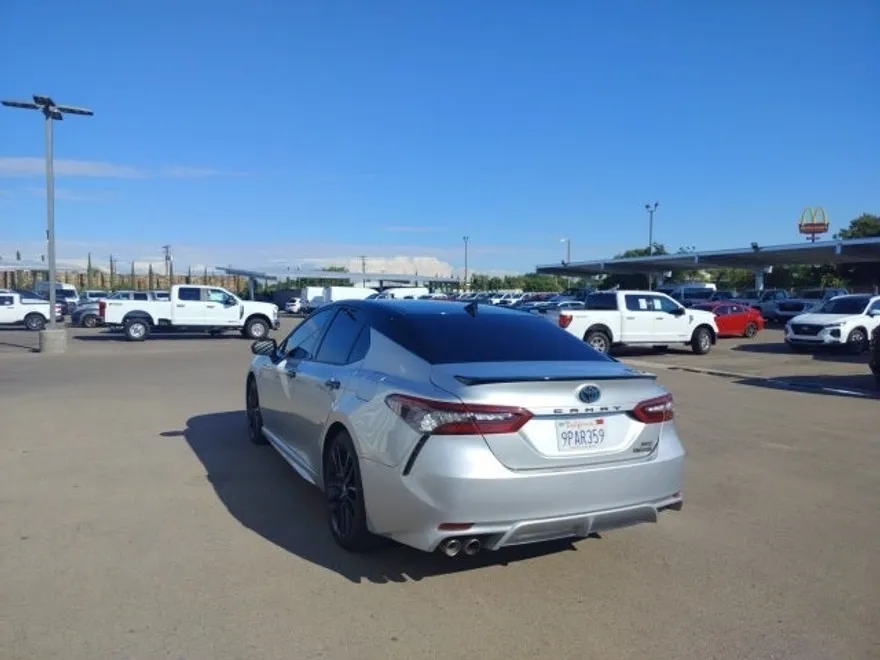 2021 Toyota Camry Hybrid XSE photo 1