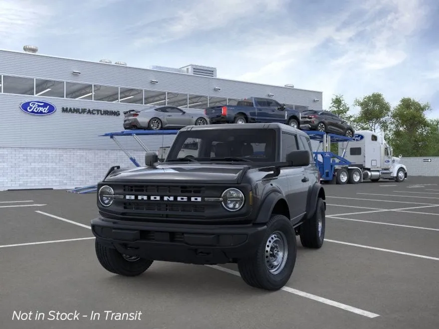 2025 Ford Bronco Base photo 1