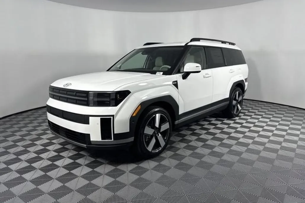 2025 Hyundai Santa Fe Limited photo 1
