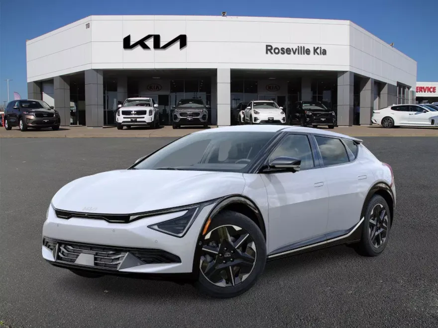2025 Kia EV6 Wind photo 1
