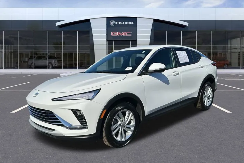 2024 Buick Envista Preferred photo 1
