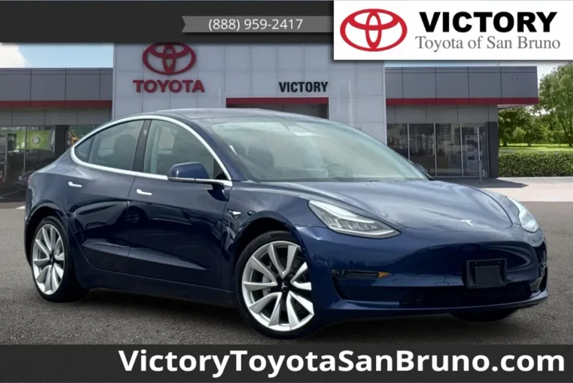 2018 Tesla Model 3 Long Range photo 1