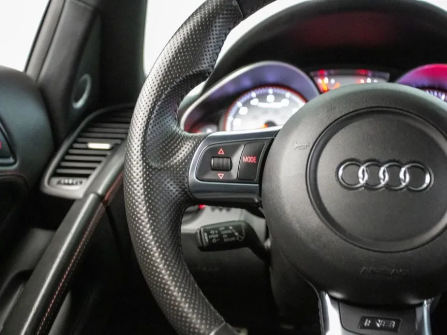 2011 Audi R8 5.2 photo 42