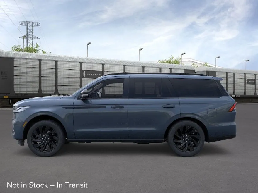 2025 Lincoln Navigator Reserve photo 1