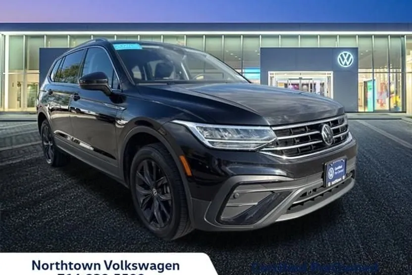 2024 Volkswagen Tiguan SE Wolfsburg Edition photo 1
