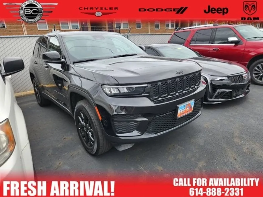 2024 Jeep Grand Cherokee Altitude photo 1