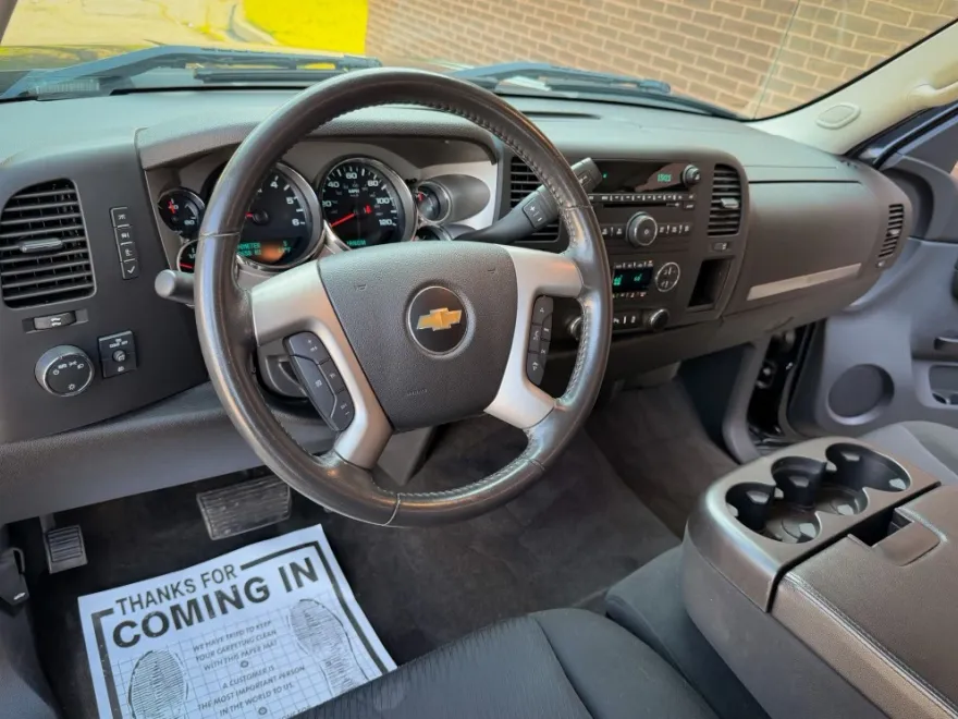 2012 Chevrolet Silverado 1500 LT photo 1