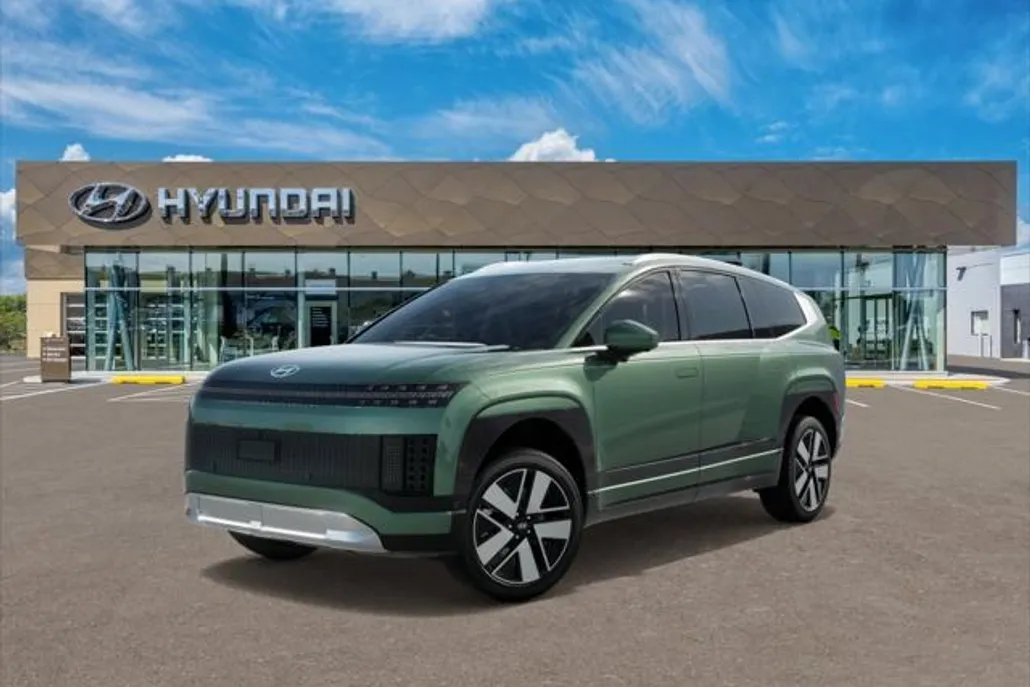 2026 Hyundai Ioniq SEL photo 1