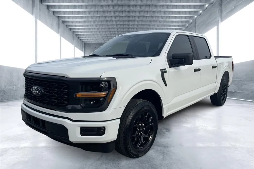 2025 Ford F-150 STX photo 1