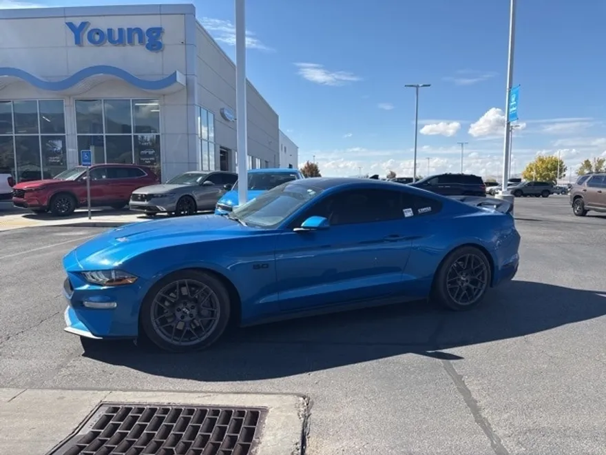 2020 Ford Mustang GT photo 1