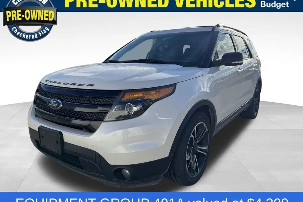 2015 Ford Explorer Sport photo 1