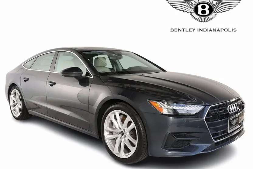 2023 Tesla Model S photo 1