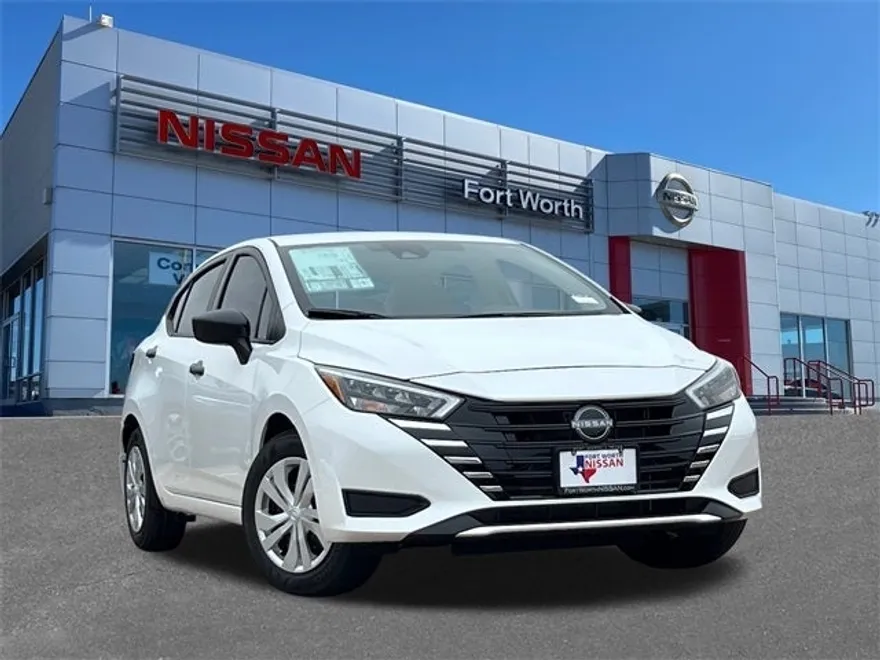 2025 Nissan Versa 1.6 S photo 1