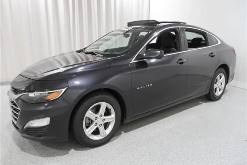 2022 Chevrolet Malibu 1LT photo 1