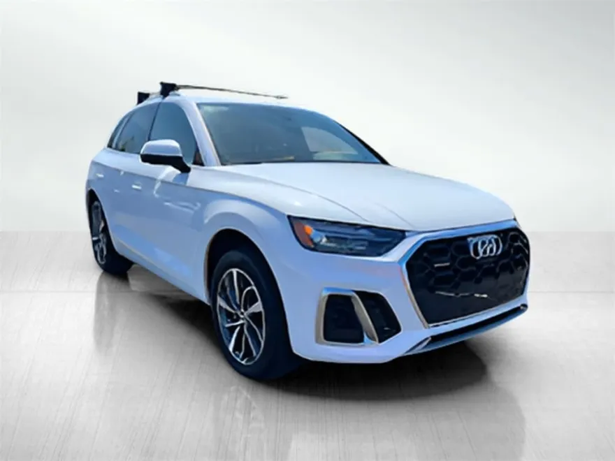 2024 Audi Q5 45 S line Premium photo 1