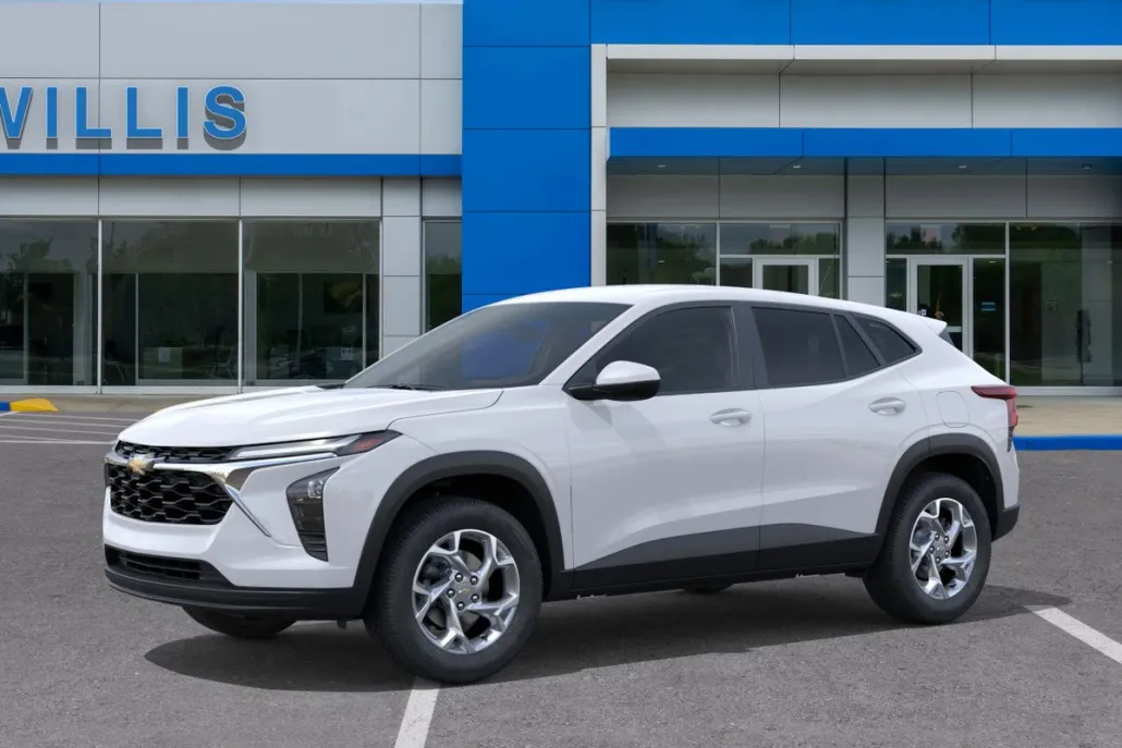 2026 Chevrolet Trax LS photo 1