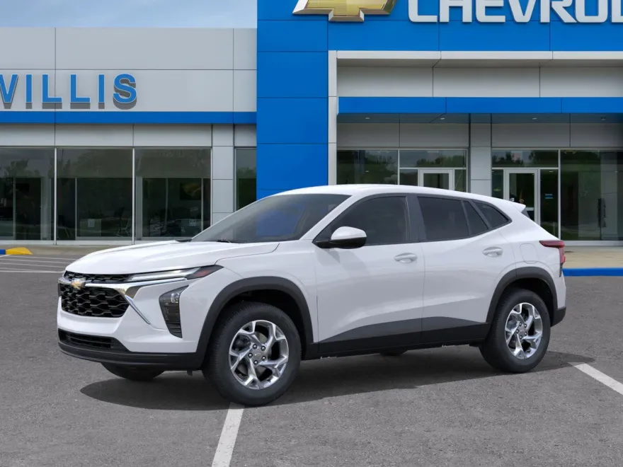 2026 Chevrolet Trax LS photo 1