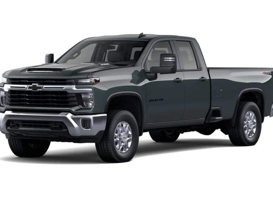 2026 Chevrolet Silverado LT photo 1