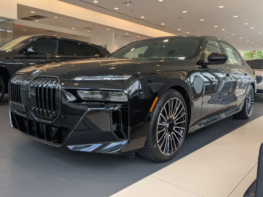 2025 Bmw 760i xDrive photo 1