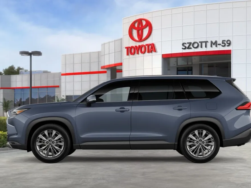 2026 Toyota Grand Highlander Platinum AWD photo 1