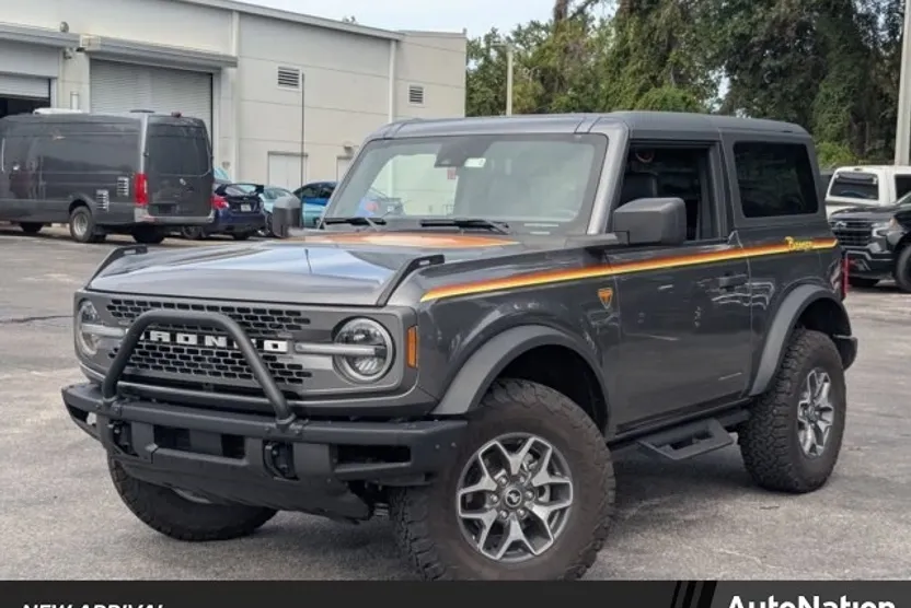 2024 Ford Bronco Badlands photo 1