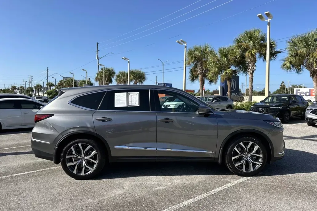 2023 Acura MDX Technology photo 1