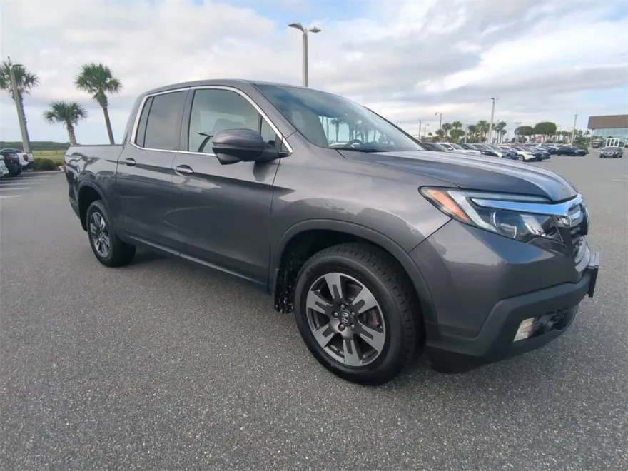 2018 Honda Ridgeline RTL-T photo 1