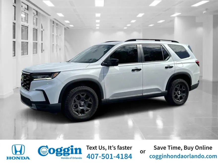2023 Honda Pilot TrailSport photo 1