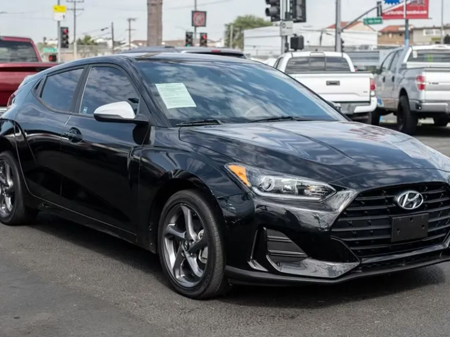 2020 Hyundai Veloster photo 1