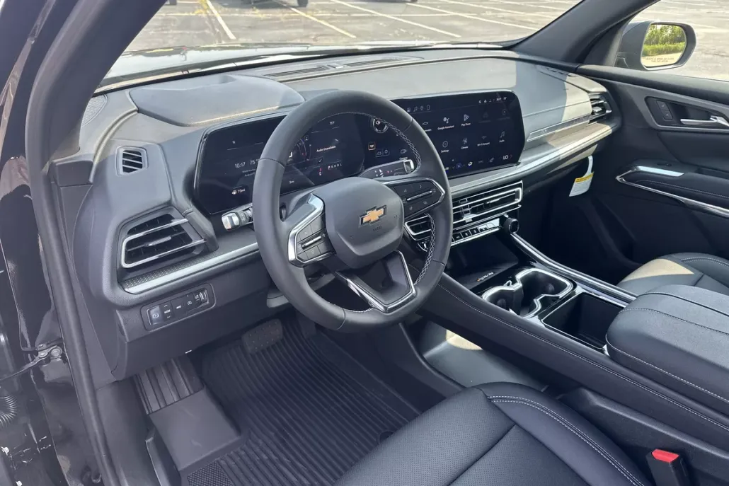 2026 Chevrolet Traverse photo 1