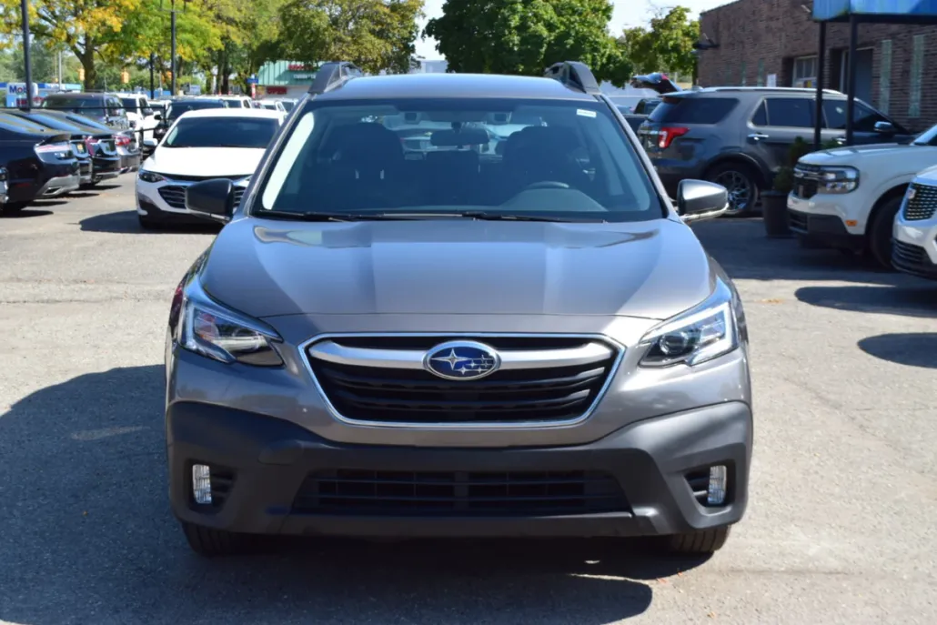 2022 Subaru Outback Base photo 1