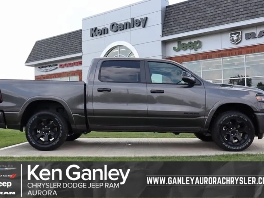 2025 Ram 1500 Big Horn Night Edition photo 1