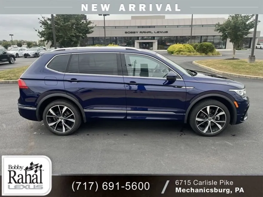 2022 Volkswagen Tiguan SEL Premium R-Line photo 1