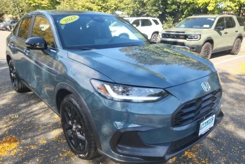 2023 Honda HR-V Sport photo 1