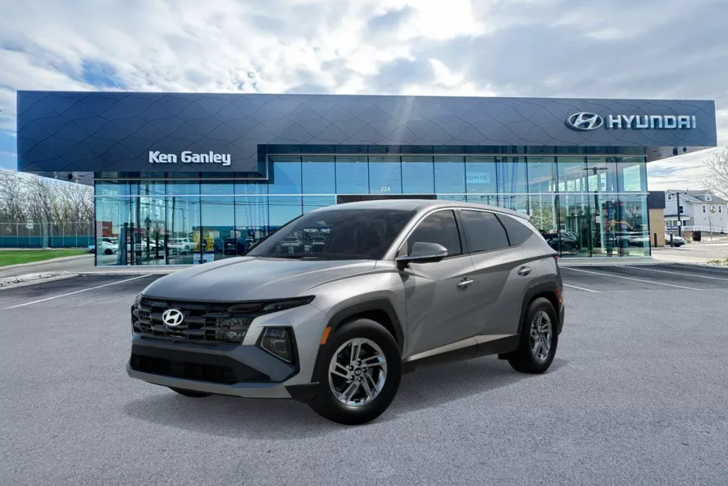2026 Hyundai Tucson SE photo 1
