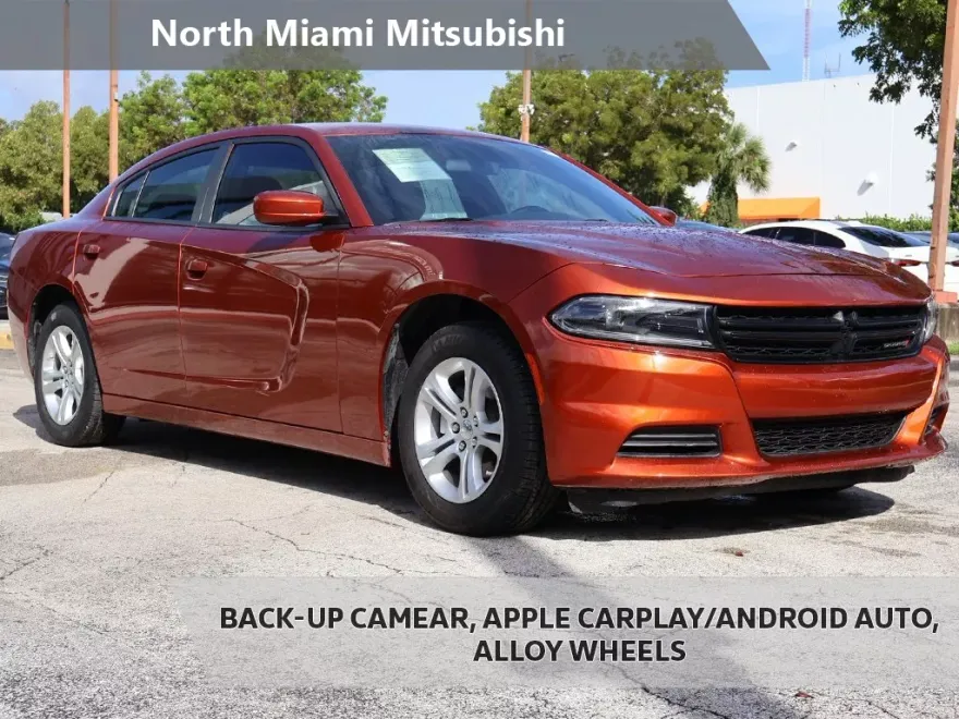2022 Dodge Charger SXT photo 1