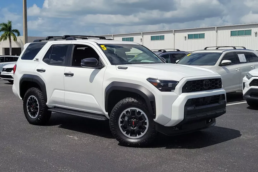 2025 Toyota 4Runner TRD Off-Road photo 1