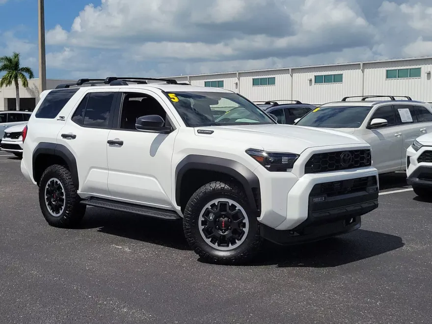 2025 Toyota 4Runner TRD Off-Road photo 1