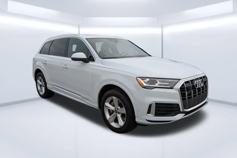 2023 Audi Q7 45 Premium Plus photo 1