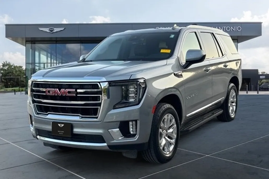 2023 Gmc Yukon SLT photo 1