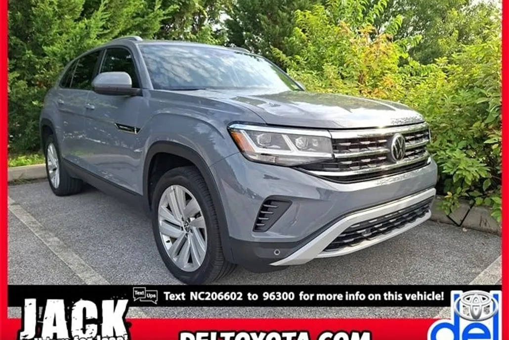 2022 Volkswagen Atlas Cross Sport V6 SE Technology photo 1
