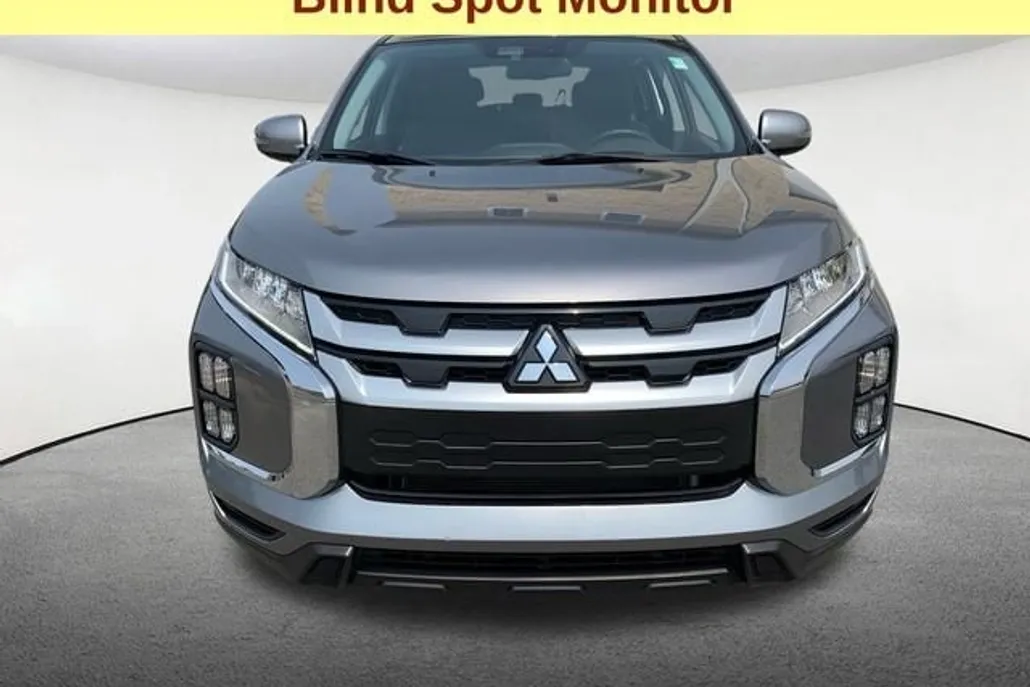 2024 Mitsubishi Outlander Sport S photo 1