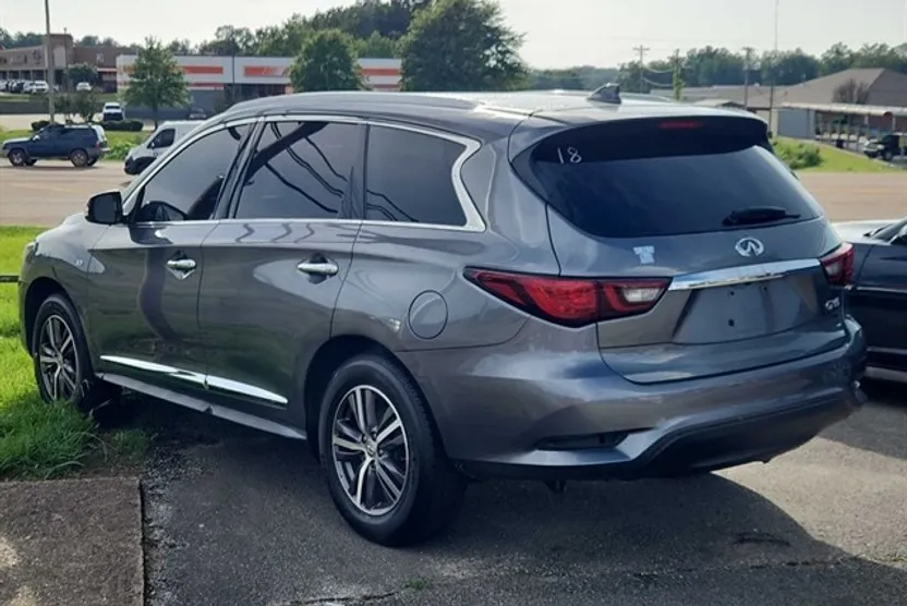 2018 Infiniti QX60 photo 1