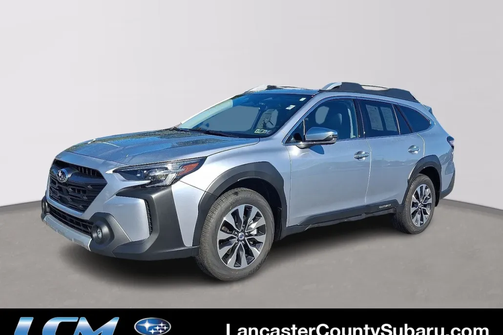 2025 Subaru Outback Touring XT photo 1
