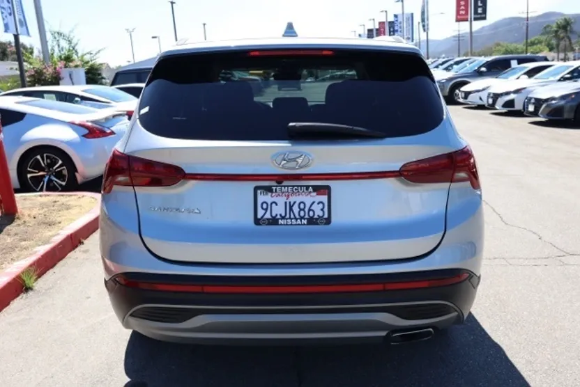 2021 Hyundai Santa Fe SE photo 1
